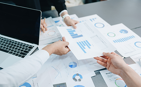 代理記賬一年多少錢？附詳細費用解析與...